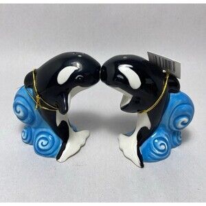 Mwah Killer Whale Orca Black and White Kissing Ceramic Salt & Pepper Shakers Box